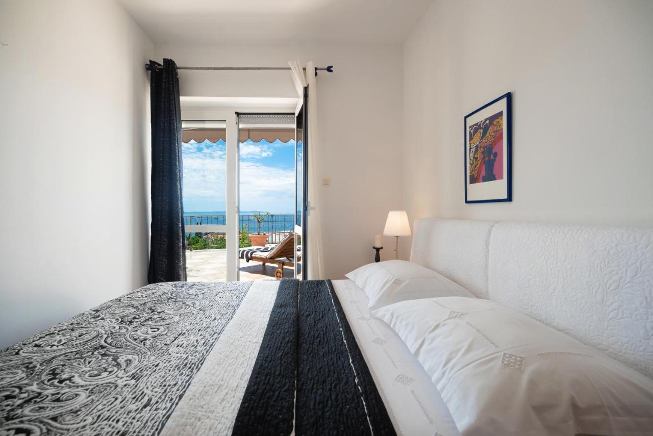 Idis Luxury Apartment ポドストラナ エクステリア 写真