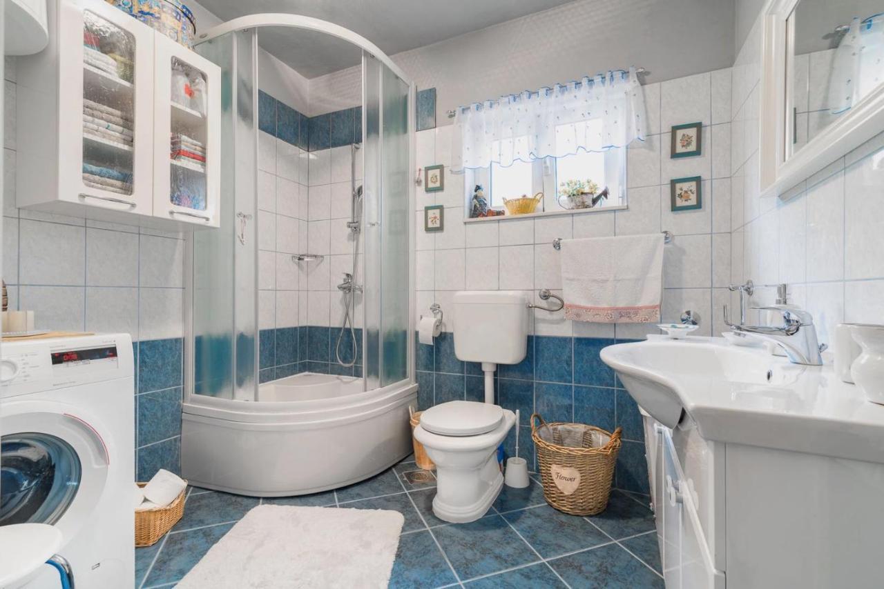 Idis Luxury Apartment ポドストラナ エクステリア 写真