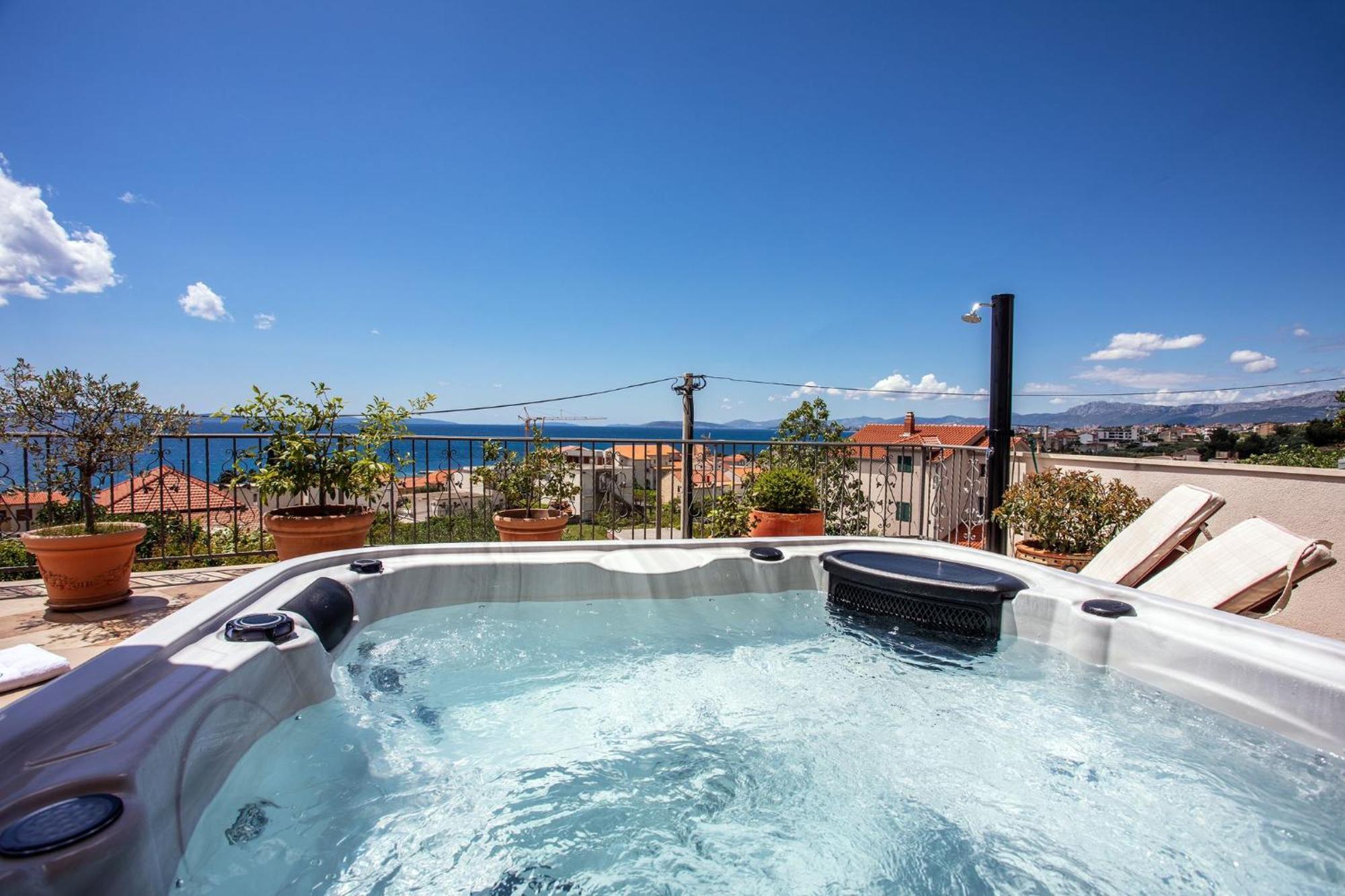 Idis Luxury Apartment ポドストラナ エクステリア 写真